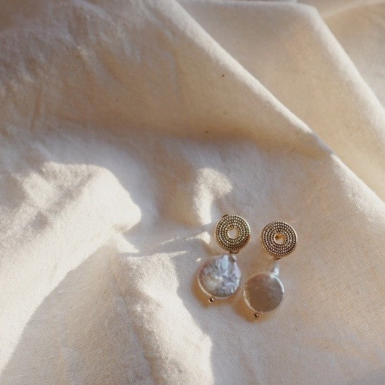 Rani-Freshwater Pearl Earrings Gold Plated/Anting Mutiara Wanita