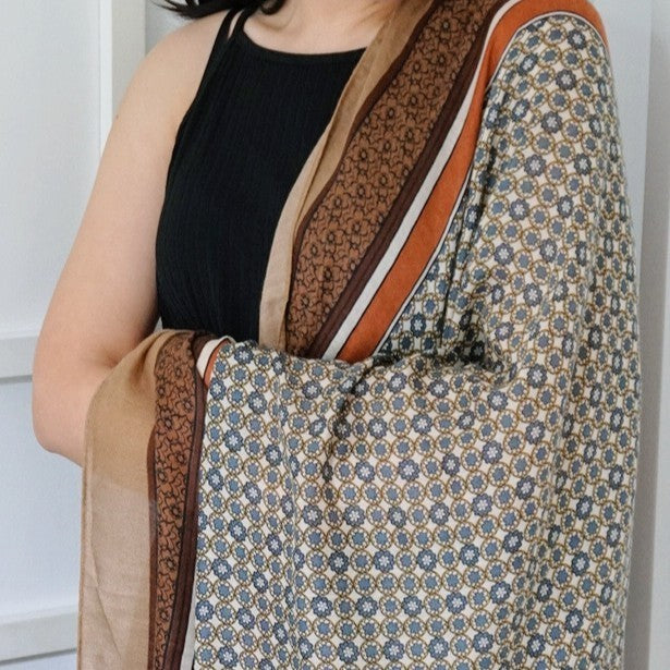 Andara in Brown Shawl