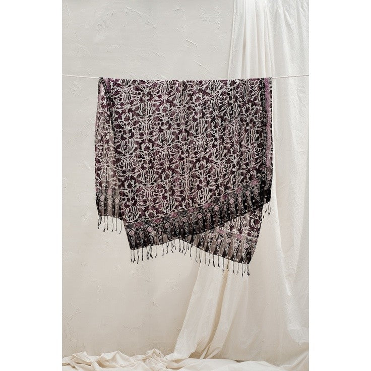 Selendang Batik Sutra Black 03