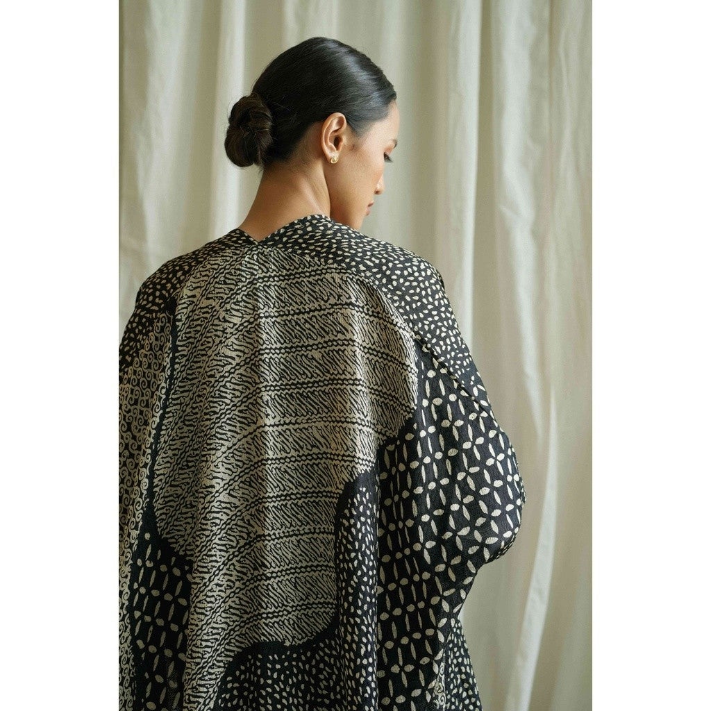 Kirana Batik Outer 71
