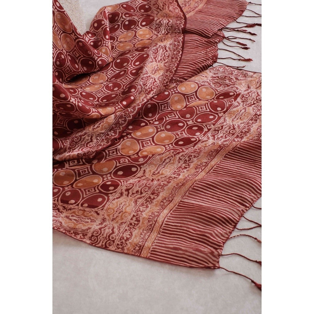 Syal Batik Sutra Brown Kawung