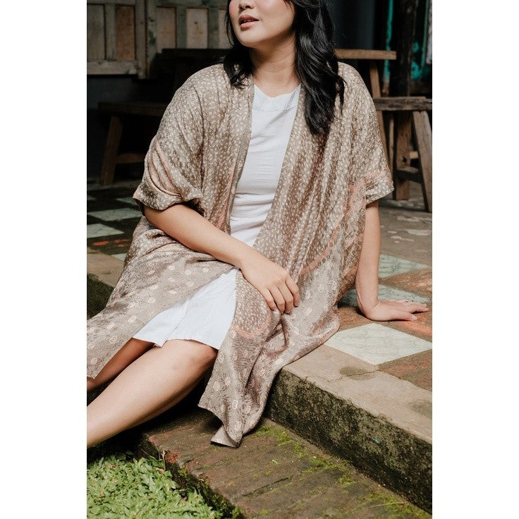 Kirana 62 Outer Kaftan Batik