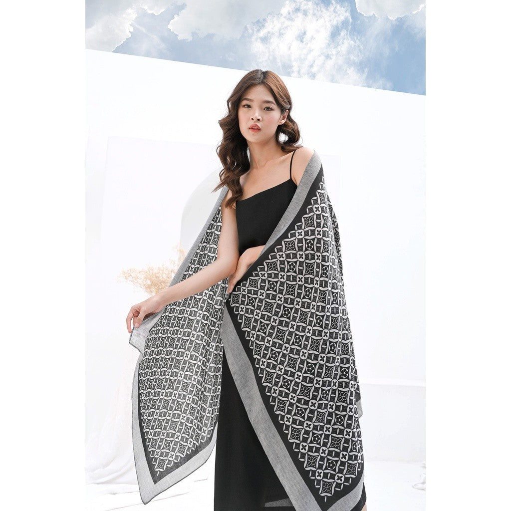 Talitha Black Shawl