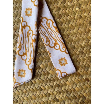 Hawa in White - Twili Pita Syal