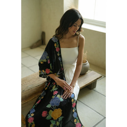 Selendang Batik Encim Plain Black