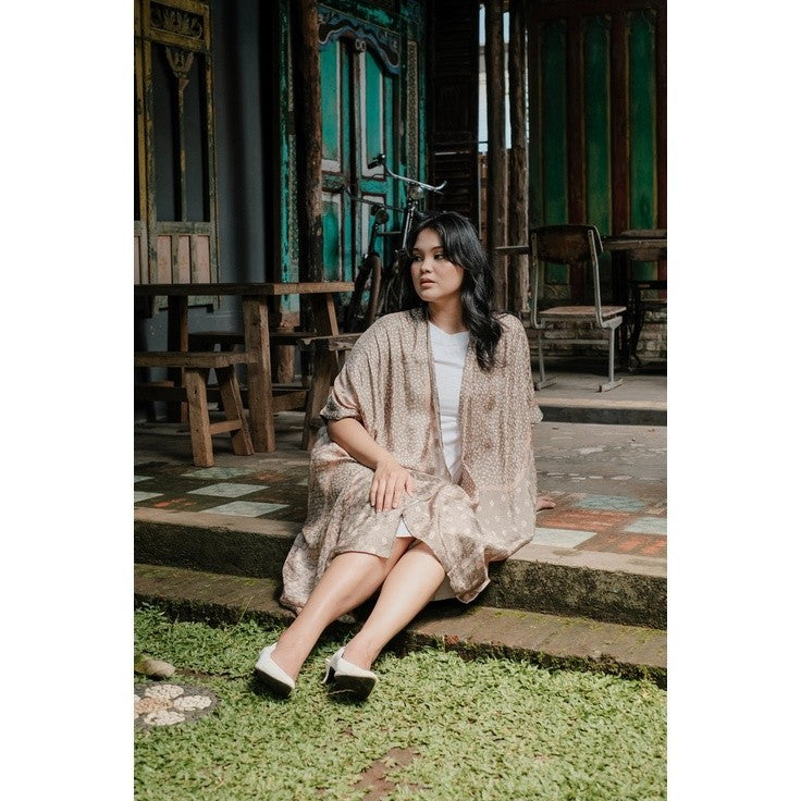 Kirana 62 Outer Kaftan Batik