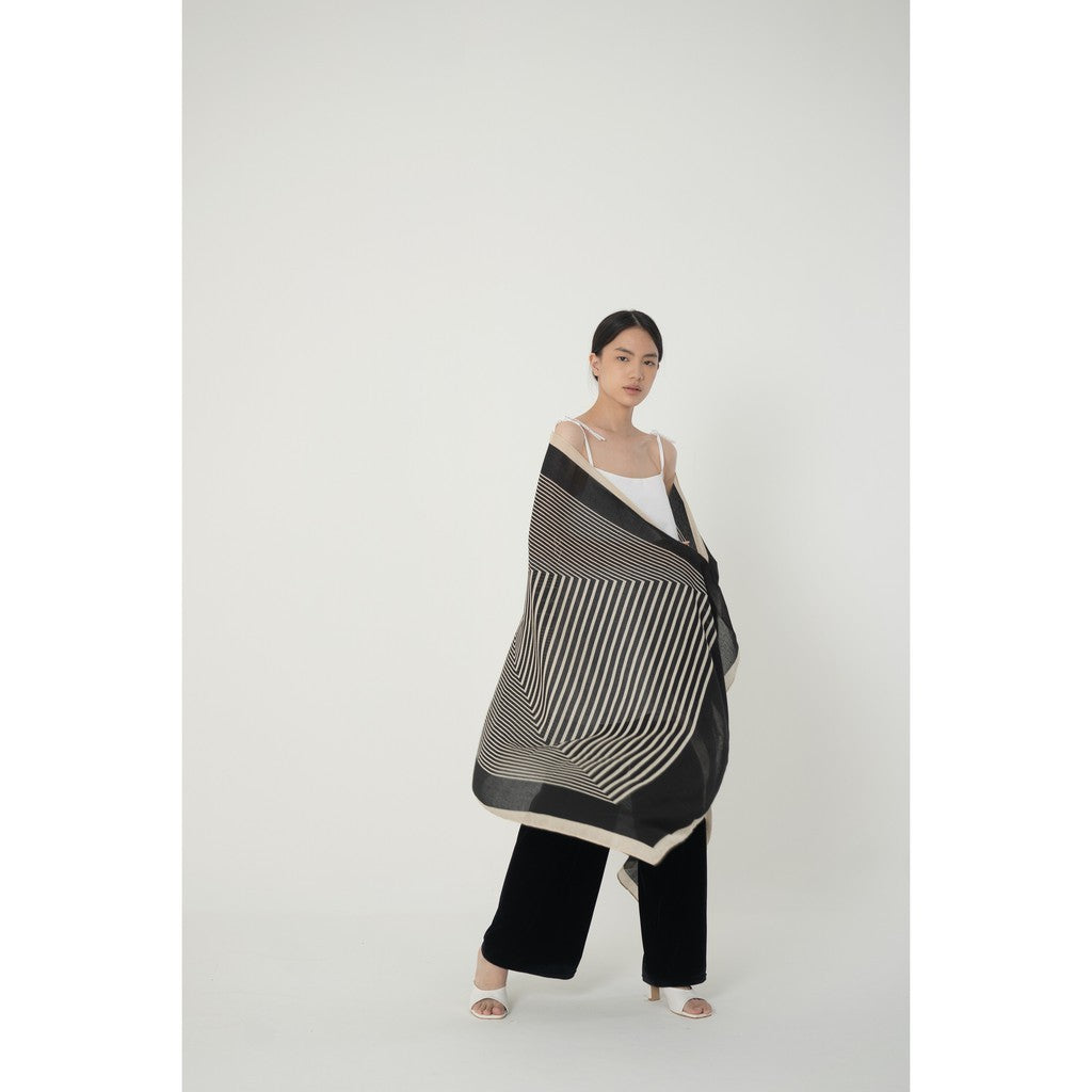 Muthia in Black Shawl