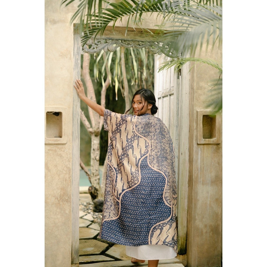 Kirana 50 Outer Kaftan Batik