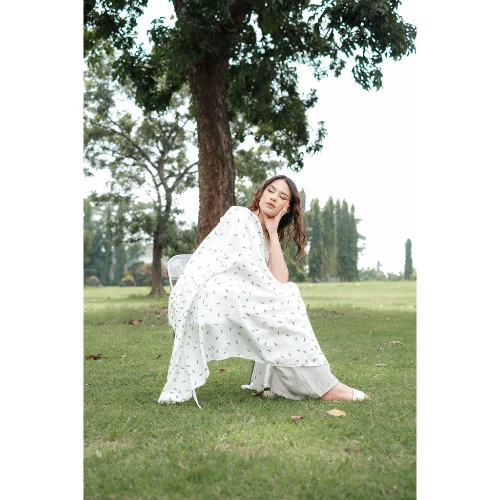Ghania White Shawl