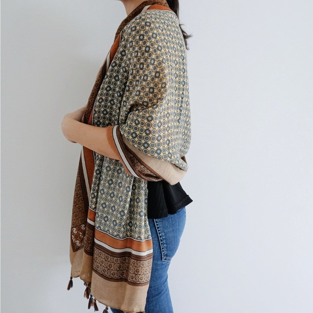 (DEFECT SALE) Andara Brown Shawl