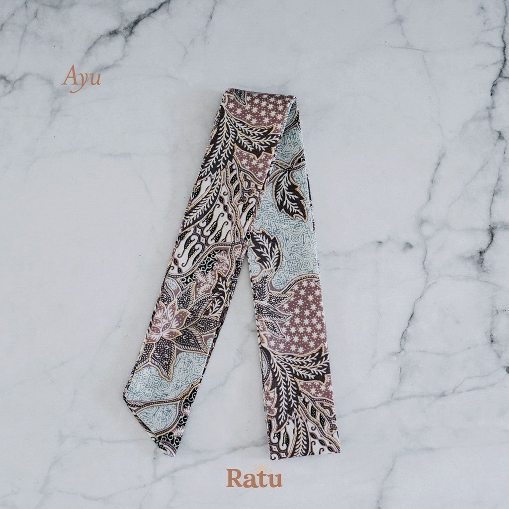 Ayu - Twili Pita Syal
