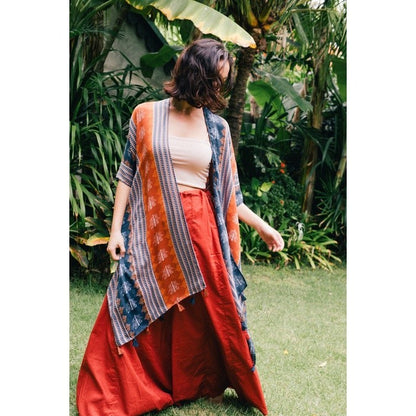 Lyan Outer
