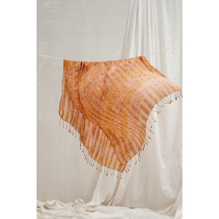 Selendang Batik Sutra Gold 01