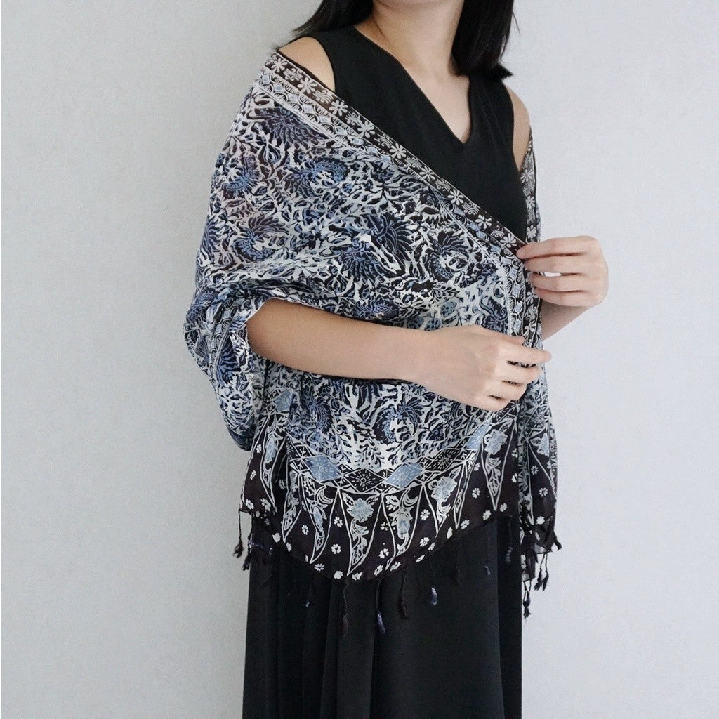 Syal Batik Sutra Black-Blue 01