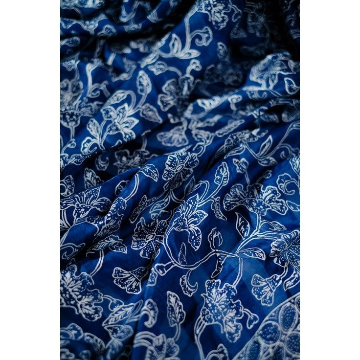 Selendang Batik Sutra Blue 02
