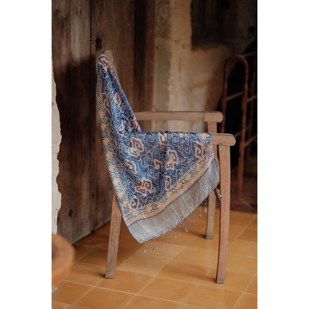 Syal Batik Sutra Blue MM