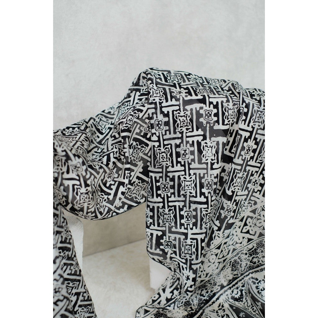 Syal Batik Sutra Rereng Bilik - Black - 45