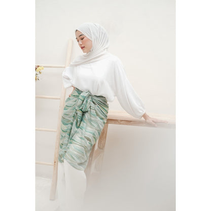 Mira in Green Shawl
